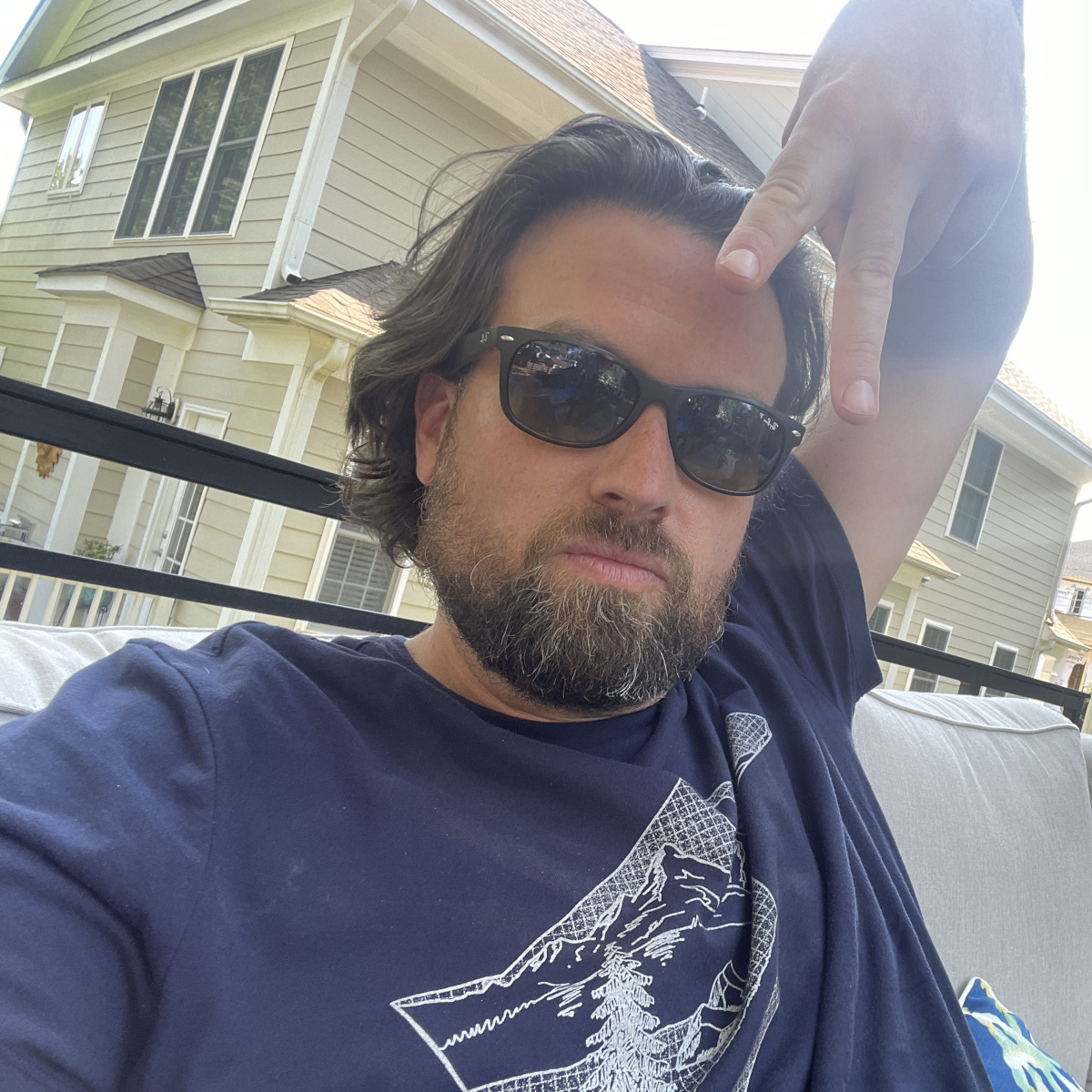 Portrait of Erik – lead vocalist