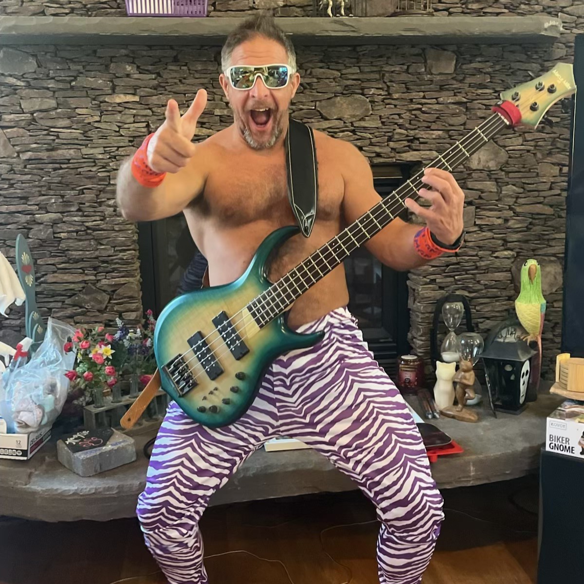 Portrait of Mike – bassist